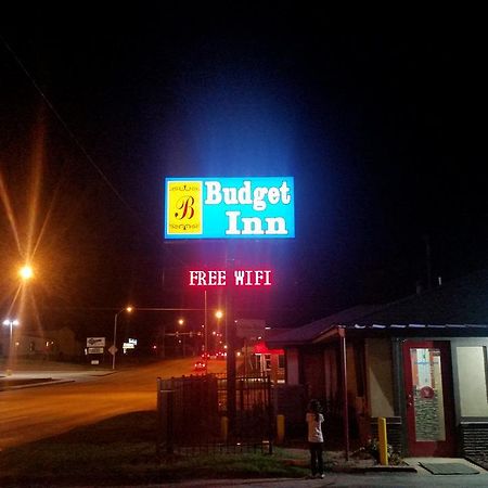 Budget Inn Чикаша Екстериор снимка
